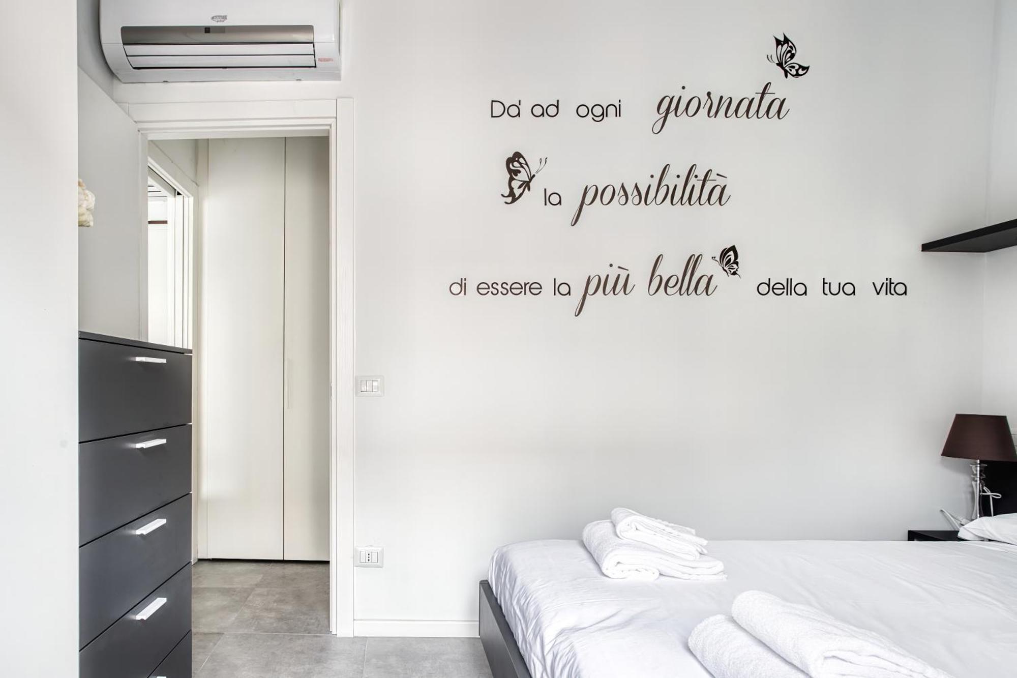 Apartment Sleek Abode In Maciachini Mailand